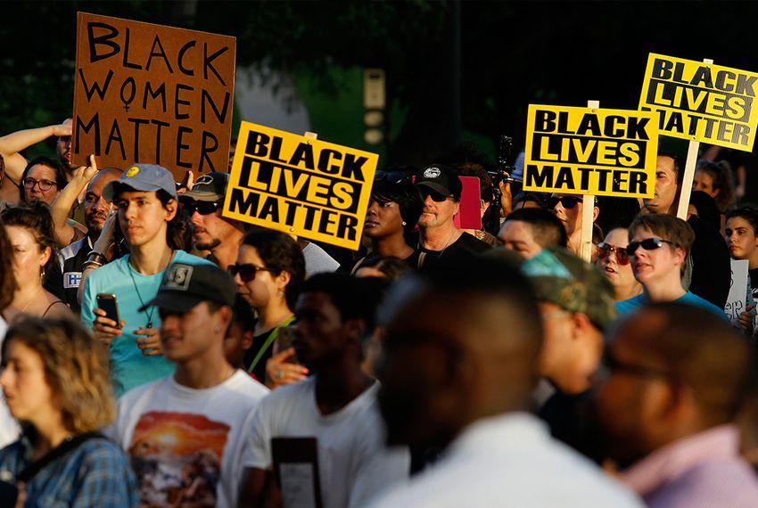 弗洛伊德之死|懂王再现，特朗普将美国新冠病例激增归咎于弗洛伊德之死引发的抗议活动