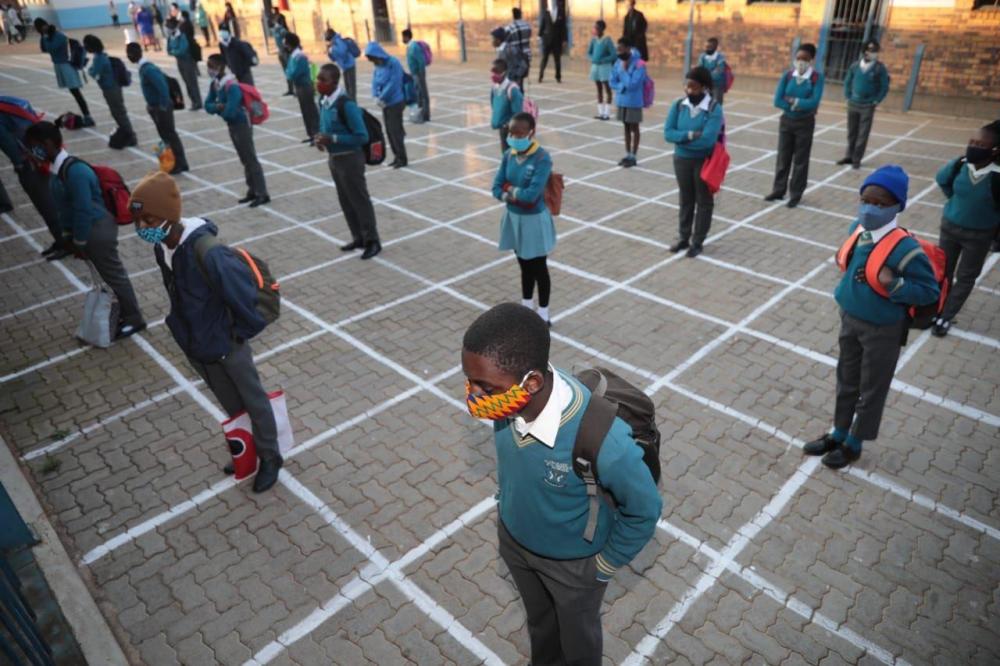 弗洛伊德之死|懂王再现，特朗普将美国新冠病例激增归咎于弗洛伊德之死引发的抗议活动