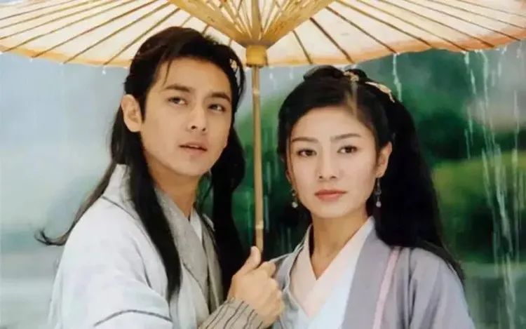 柳永|柳永的“三俗”问题：写于勾栏，内容香腻，柳词遭主流文人群嘲