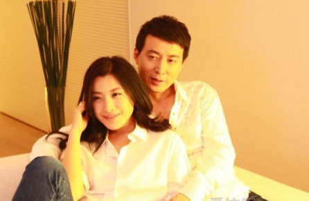 这对明星夫妻低调零绯闻,结婚9年夫妻相十足,婚后知名度下降