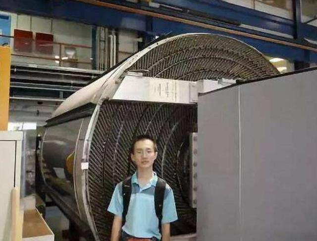 科学家|无视美国绿卡，毅然选择为国效力，一句“我是中国人”感动14亿人