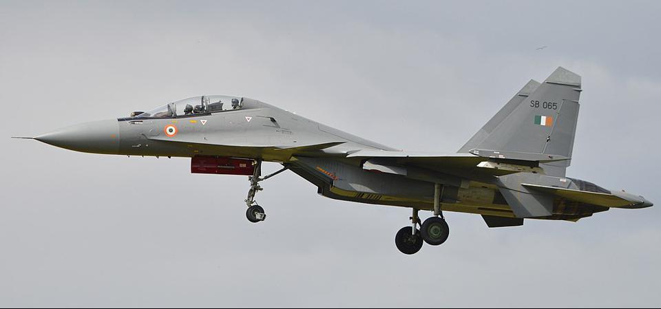 印度_军事|绝望！印度强征落后的海军飞机去列城边境挑衅，军种矛盾一触即发