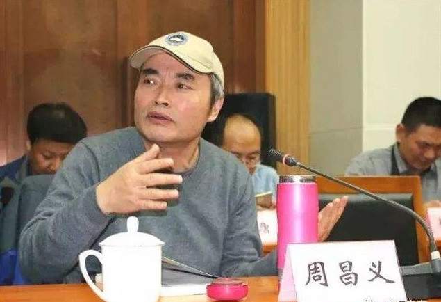 平凡的世界|《平凡的世界》为何被退稿？著名编辑说出真相：实在看不下去