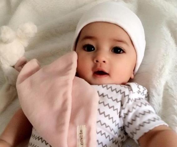 中国夫妻生下混血宝宝 3次亲子鉴定都是亲生 姥姥一语道出真相 腾讯新闻