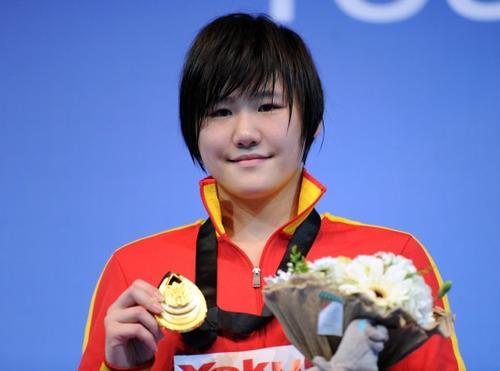 2012年,叶诗文获赠300万豪宅,8年过去,她的豪宅如今市值多少?