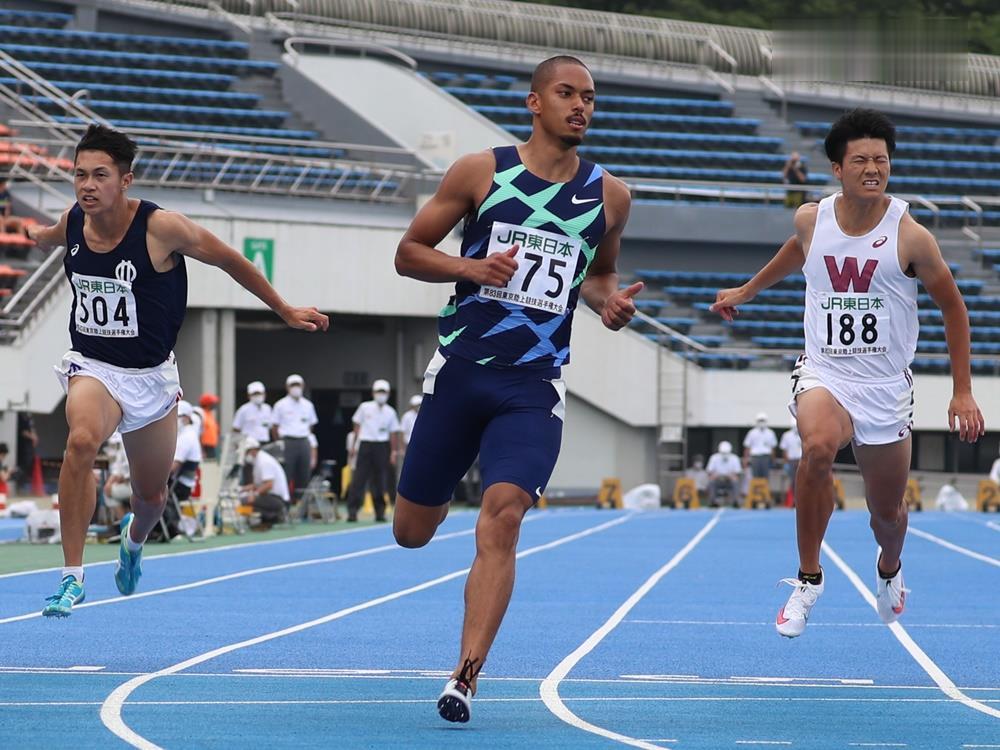 10秒22日本田径奥运亚军百米夺第一与中国何宇鸿隔空交锋获胜