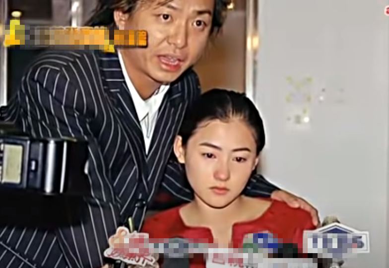 张柏芝|又闹翻！张柏芝被前经纪人控告，网友：加上向太朱永龙已是第三个