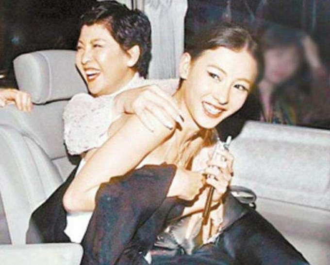 张柏芝|又闹翻！张柏芝被前经纪人控告，网友：加上向太朱永龙已是第三个