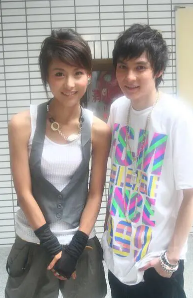 他撞脸吴彦祖陈冠希还和杨幂贾青传绯闻现退圈做生意家庭幸福