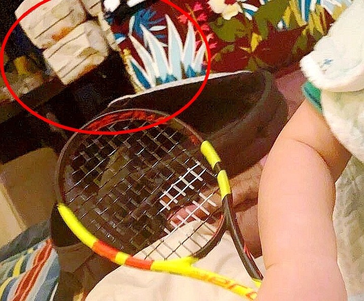 何猷君|何猷君难得晒儿子却被20亿豪宅抢镜，房间堆满杂物很有生活气息