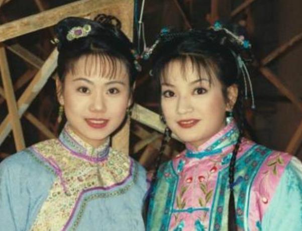 陈莹|43岁“柳红”陈莹穿恨天高拍孕照，女儿亲吻妈妈巨肚画面温馨