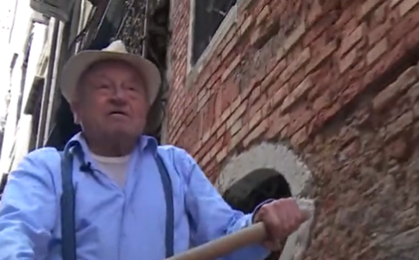 威尼斯|乘客变胖，威尼斯游船限制载客数量，负责人：太胖会翻船