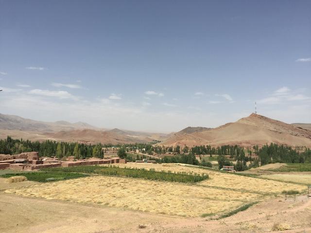 卡马尔·古尔|阿富汗女孩目睹双亲遇害后打死三名塔利班，背后竟还有个心酸故事