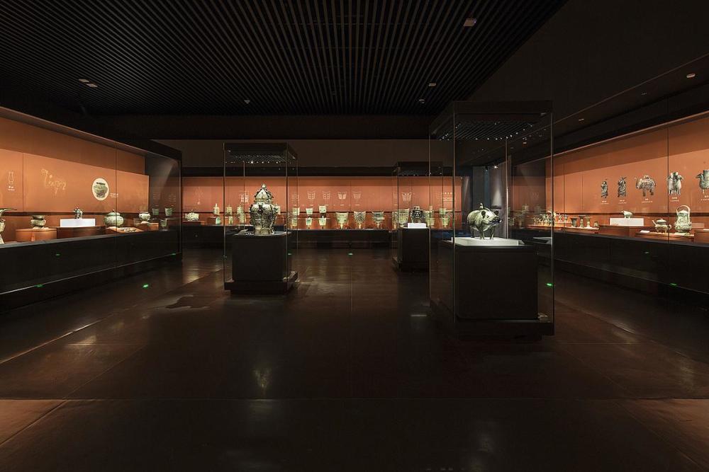 文物商店|70年代老人低价卖喂鸡碗，专家鉴定后发现，这东西全世界仅3个