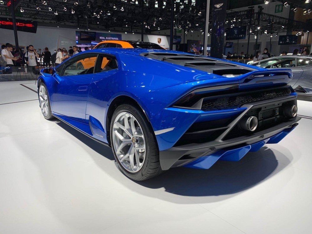 成都车展最便宜的兰博基尼huracanevo后驱版来了