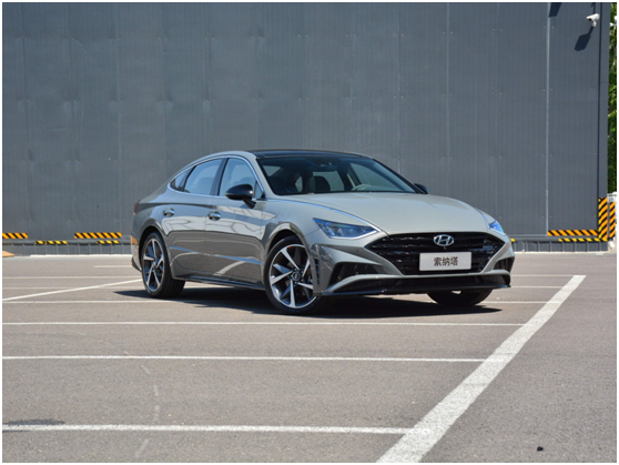 第十代索纳塔上市网友纷纷求放过前景堪忧