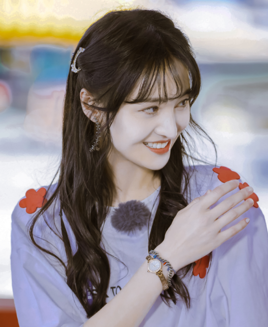 郑爽|郑爽太敢说！直言结不结婚不重要，后期连忙打出一行字救场