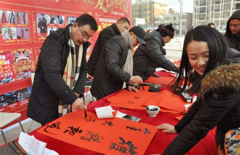 东和尚|上联“东和尚，西尼姑，两厢情愿，糊糊涂涂”，下联该怎么对？