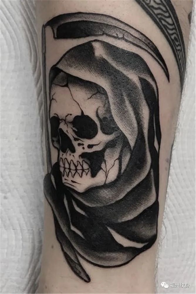 黑灰纹身图案可爱又精致的纹身