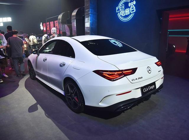 奔驰膨胀了新一代cla轿跑上市搭载13t双离合30万买它值吗