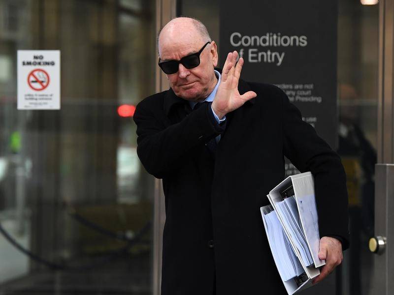 澳大利亚_出国|澳洲校长盗用政府资金近百万澳元，仅被判罚社区工作300个小时