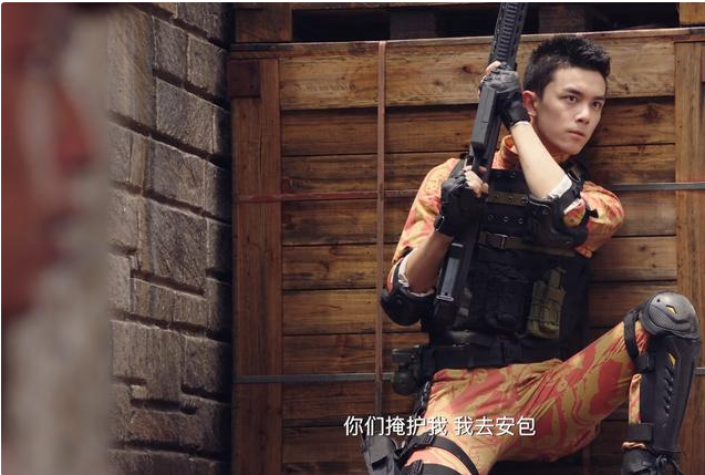 《穿越火线》豆瓣7.9分,鹿晗演技有进步,吴磊才是"演技炸裂"