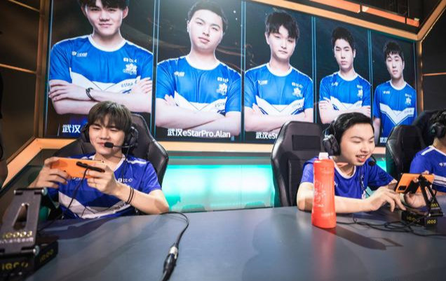 武汉estar零封rox晋级八强包子替换诺言上场提前为准备bo7