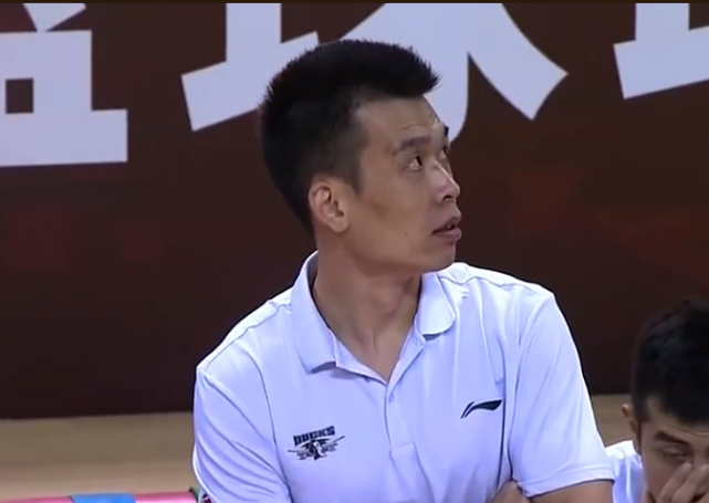 林书豪12分挡不住,马布里怒了|马布里|北京首钢|翟晓川|北控|摩尔特里