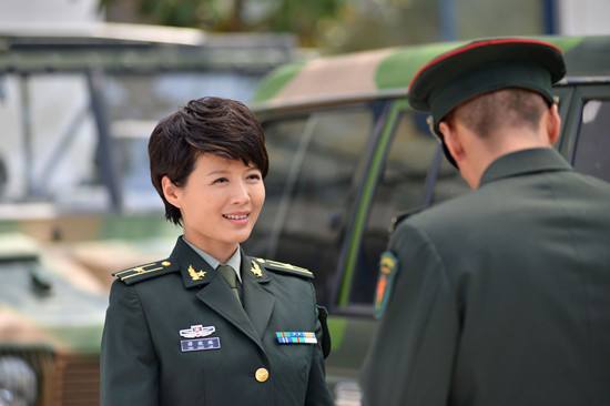 程愫|她用21年捧红丈夫，走红后将她们母子抛弃，44岁和儿子相依为命