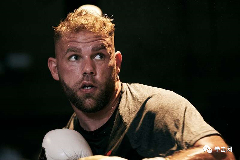 wbo超中量级拳王比利·乔·桑德斯(billy joe saunders)向慈善机构
