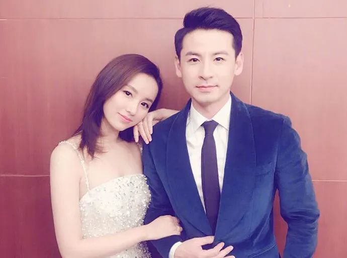 唐嫣|明星和助理什么时候开始也不可说了？