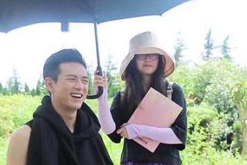 唐嫣|明星和助理什么时候开始也不可说了？