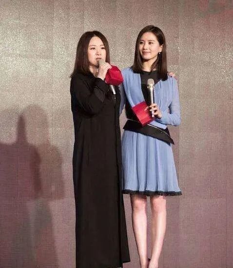 唐嫣|明星和助理什么时候开始也不可说了？