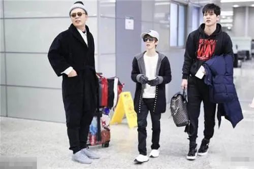 唐嫣|明星和助理什么时候开始也不可说了？