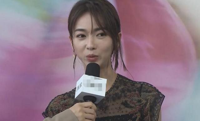 赵丽颖|7月24日红毯秀：baby法令纹明显，王子文脸太肿，赵丽颖艳压群芳