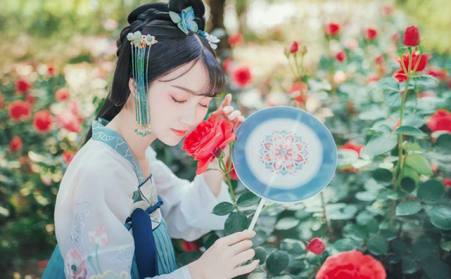 外观独特的朝云近香髻到底有多好看确定不来看一下