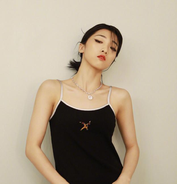 高秋梓|高秋梓赔偿136万，丝芭多位艺人离开，明星解约的原因有哪些？