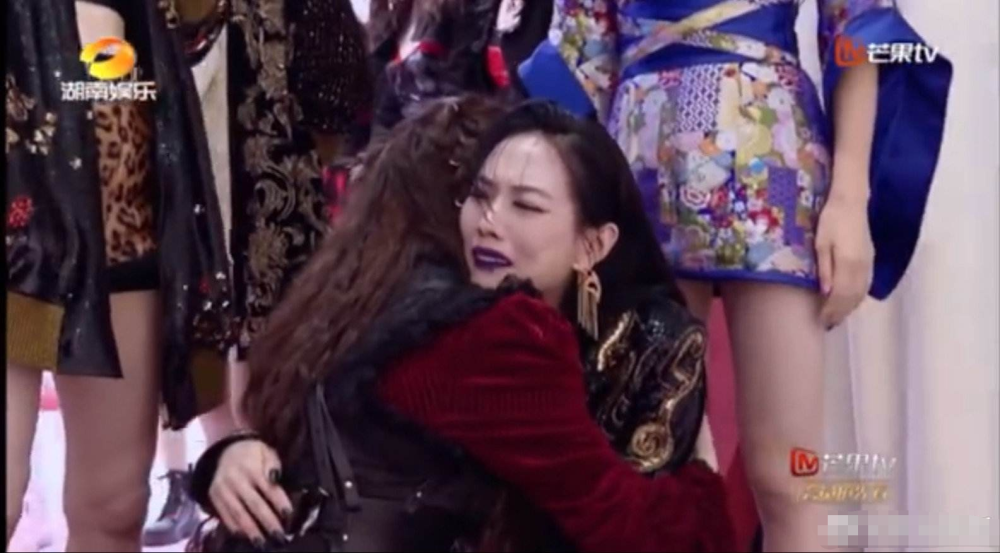 乘风破浪的姐姐|《乘风破浪的姐姐》这次孟佳被淘汰，是她的幸运，是喜不是悲