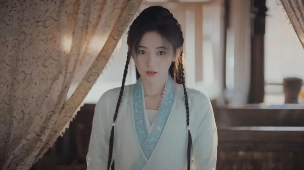 鞠婧祎|一开播就冲上热度榜第二，但鞠婧祎新剧口碑却两极分化！