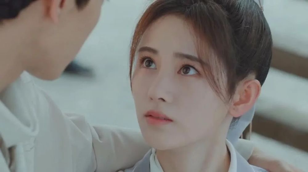 鞠婧祎|一开播就冲上热度榜第二，但鞠婧祎新剧口碑却两极分化！