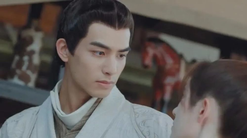 鞠婧祎|一开播就冲上热度榜第二，但鞠婧祎新剧口碑却两极分化！