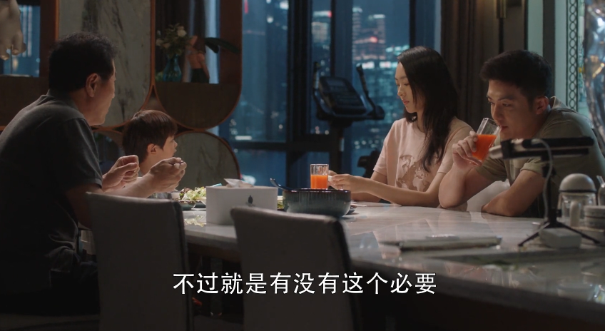 顾佳混|三十而已：顾佳混太太圈翻车，开撕李太太虽解气，情商却掉线了