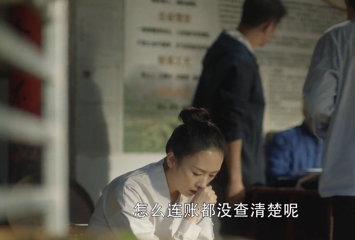 顾佳混|三十而已：顾佳混太太圈翻车，开撕李太太虽解气，情商却掉线了