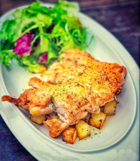 老鼠|英国女子吃烤鸡时以为咬到骨头，仔细一看是一只死老鼠