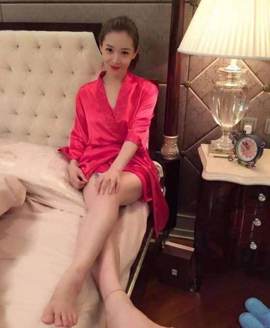 想必大家也都发现了,如今的娱乐圈真的是怪象频出,很多刚出道的艺人