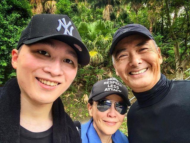 刘嘉玲|刘嘉玲带侄子参加上名流聚会，想培养侄子当接班人？