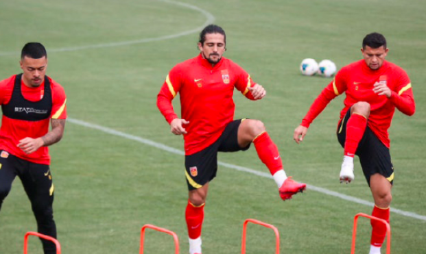 北京国安|国安“大腿”外援出事了？别慌，这只是联赛开幕的一个信号而已