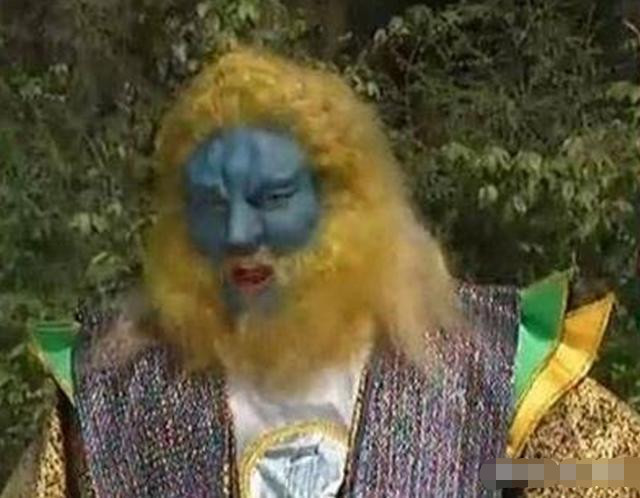 三号选手:可爱的"蓝精灵"青狮精▼二号选手:女团同款发色的黄眉大王▼