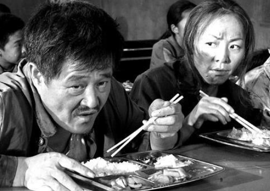 宋丹丹|不愧是艺术家！何炅说凤梨坏了要扔掉，宋丹丹第一反应太接地气