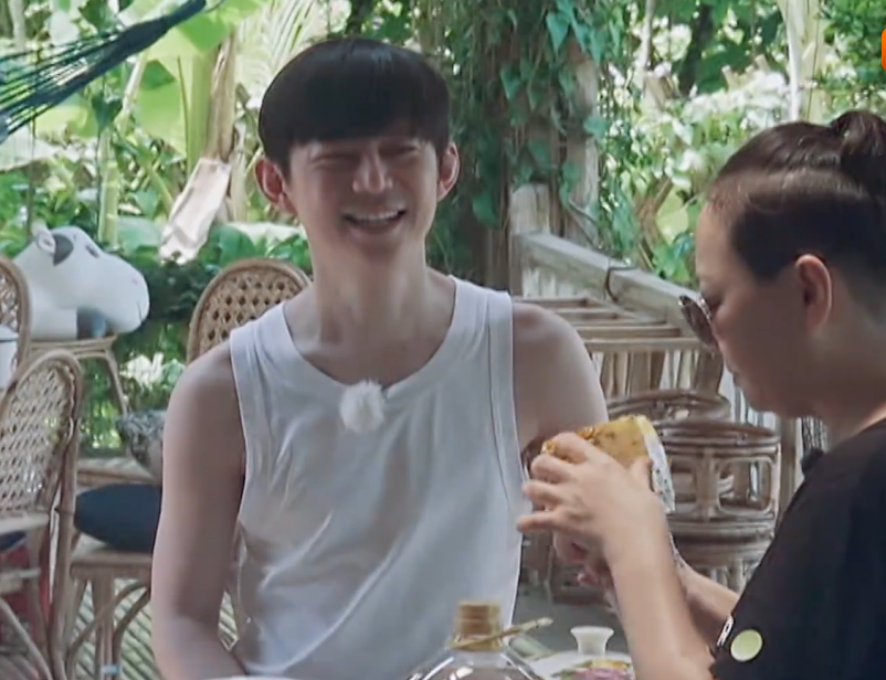 宋丹丹|不愧是艺术家！何炅说凤梨坏了要扔掉，宋丹丹第一反应太接地气